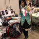 Illustration for article titled Bishoujo Booth Babes. More Cosplayers. Some Dudes.